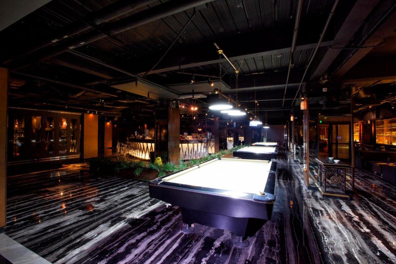 108 Hotel By Him Jakarta Luaran gambar